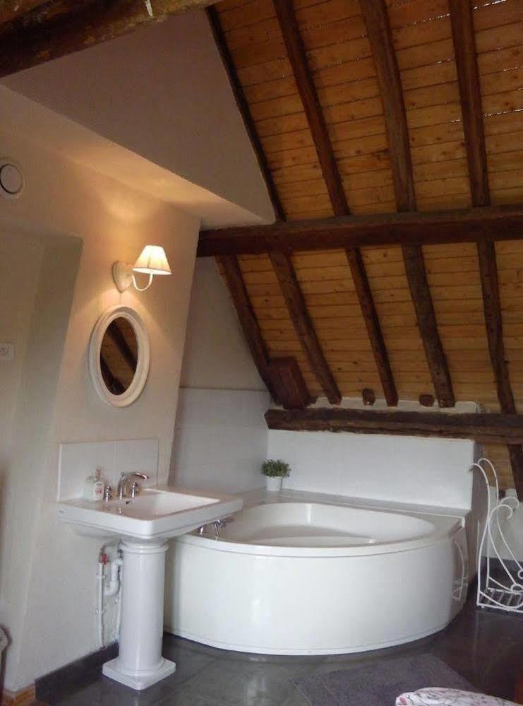 Domaine Du Moulin De Champie - Versailles - Gites & Suites Feucherolles Eksteriør billede
