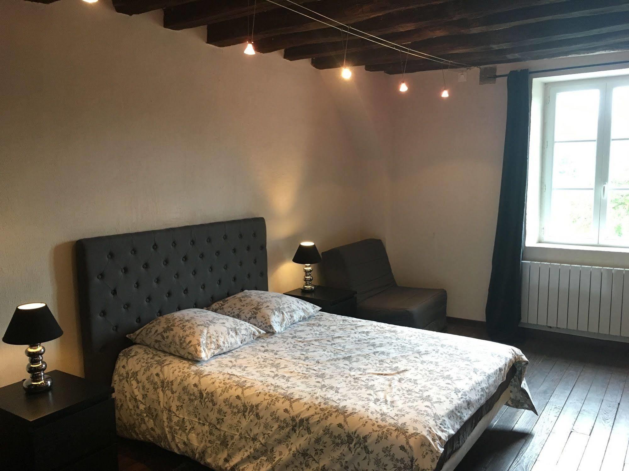 Domaine Du Moulin De Champie - Versailles - Gites & Suites Feucherolles Eksteriør billede