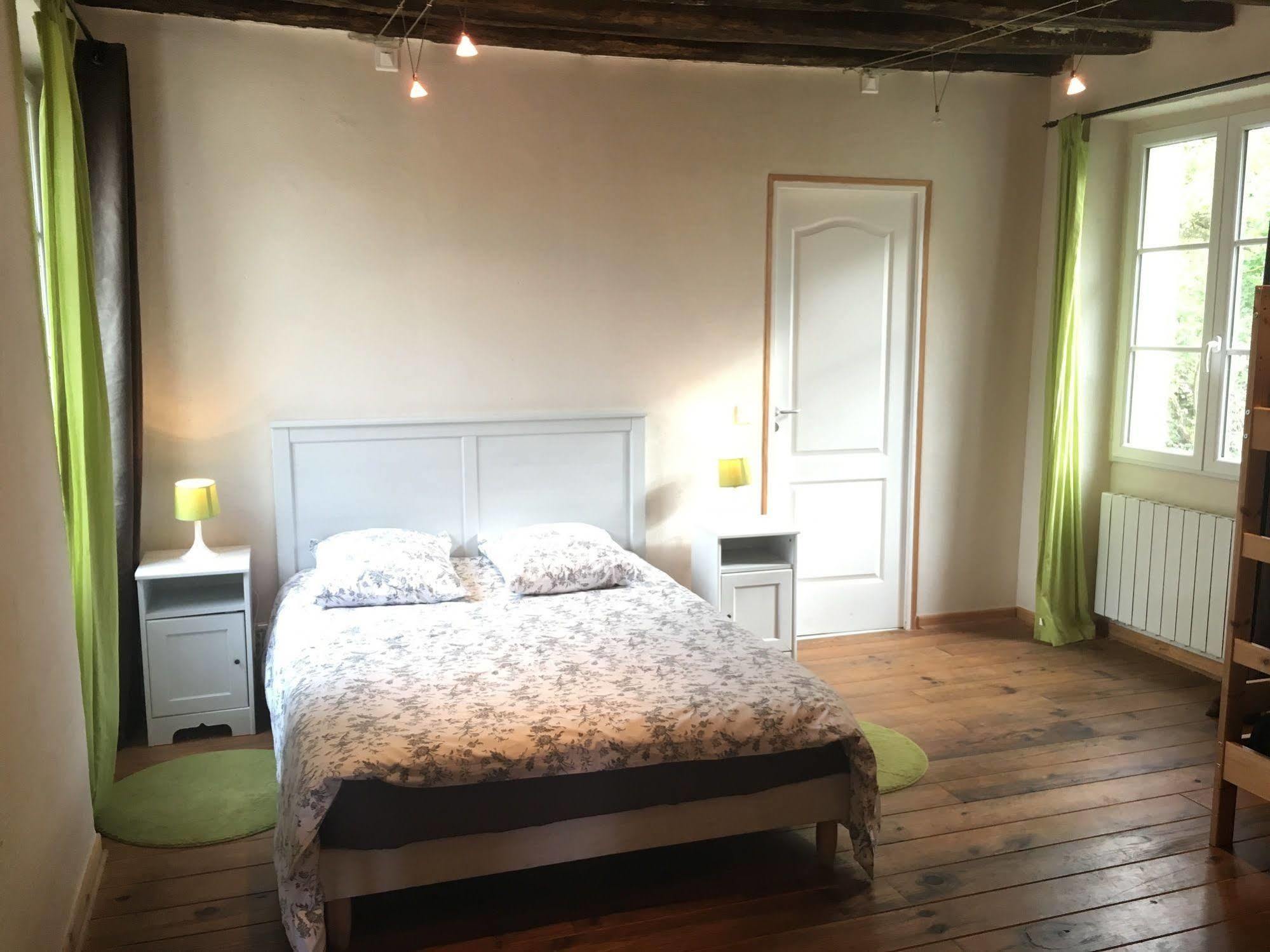 Domaine Du Moulin De Champie - Versailles - Gites & Suites Feucherolles Eksteriør billede